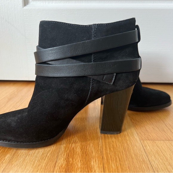 Jimmy Choo Ankle Boots Genuine Like New - Picture 5 of 10